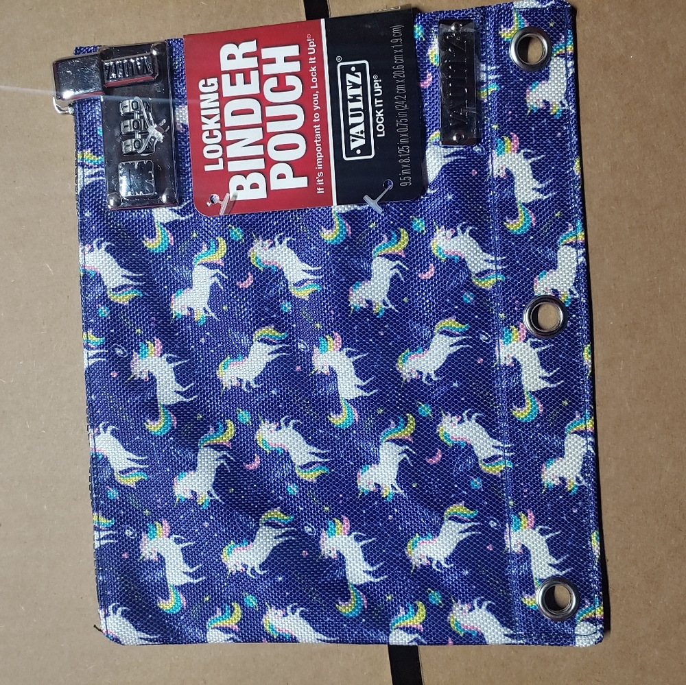 Vaultz lockable pouch